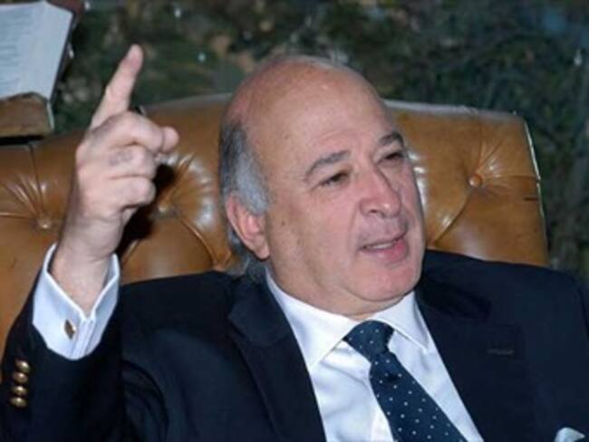 Sabas Pretelt: de líder gremial a investigado por la justicia