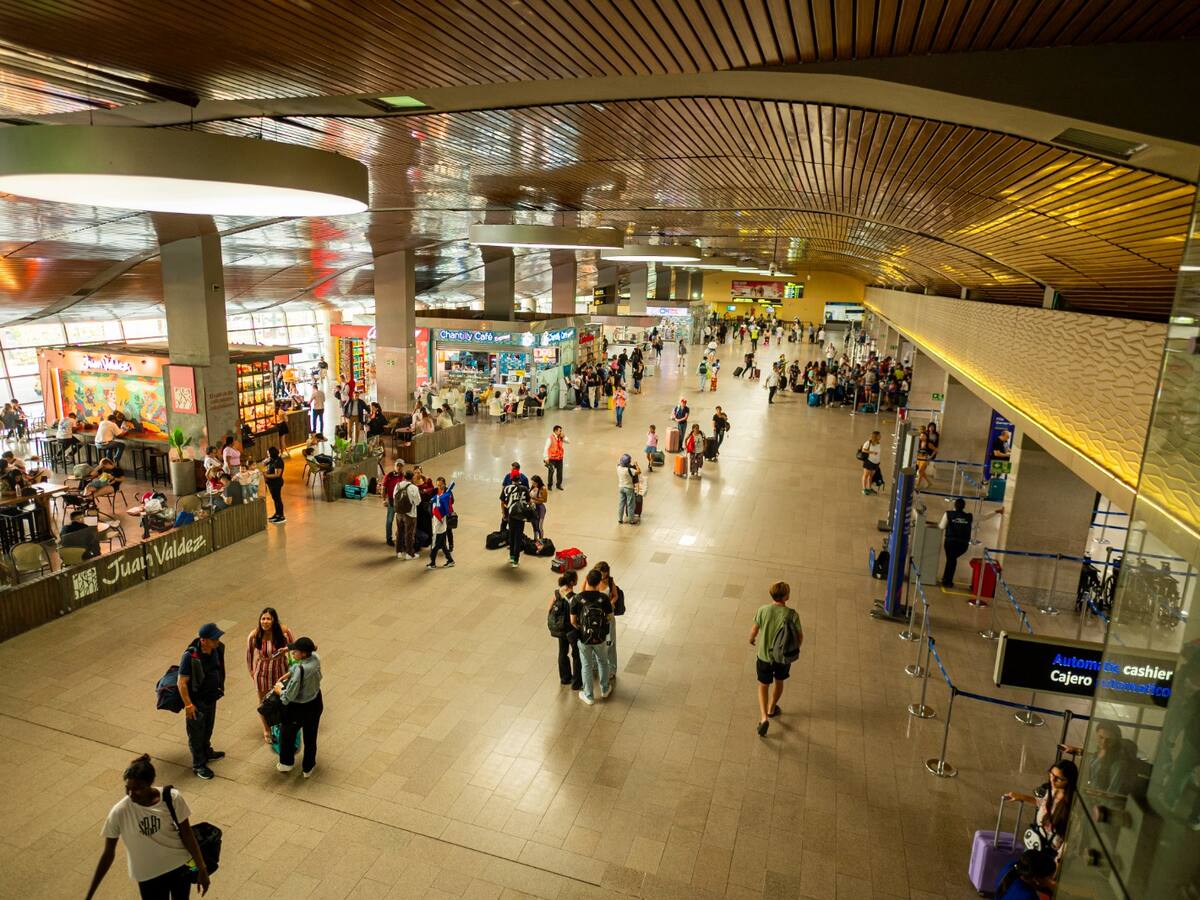 Aeropuerto de Cartagena sigue mejorando indicadores en movimiento de pasajeros