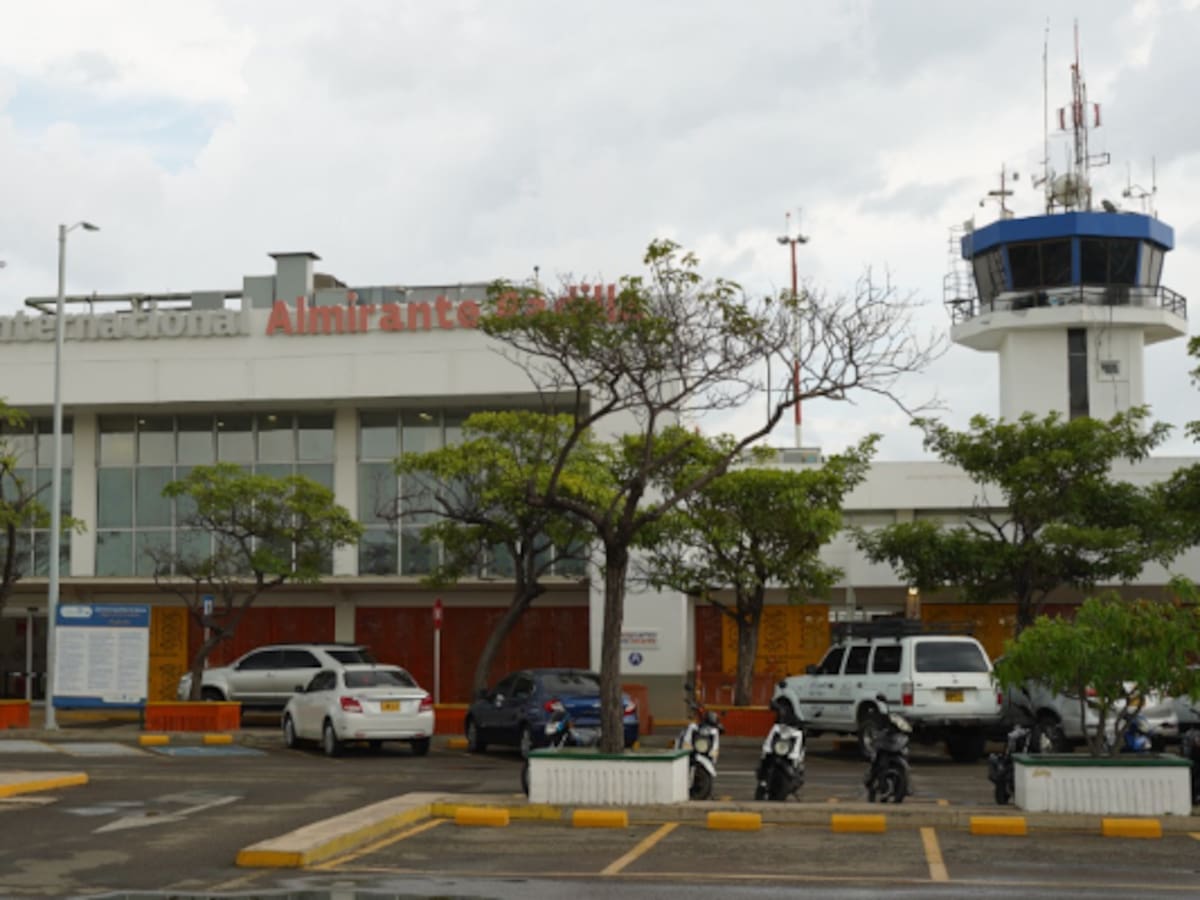 Protestas en el aeropuerto de Riohacha generan bloqueos y retrasos