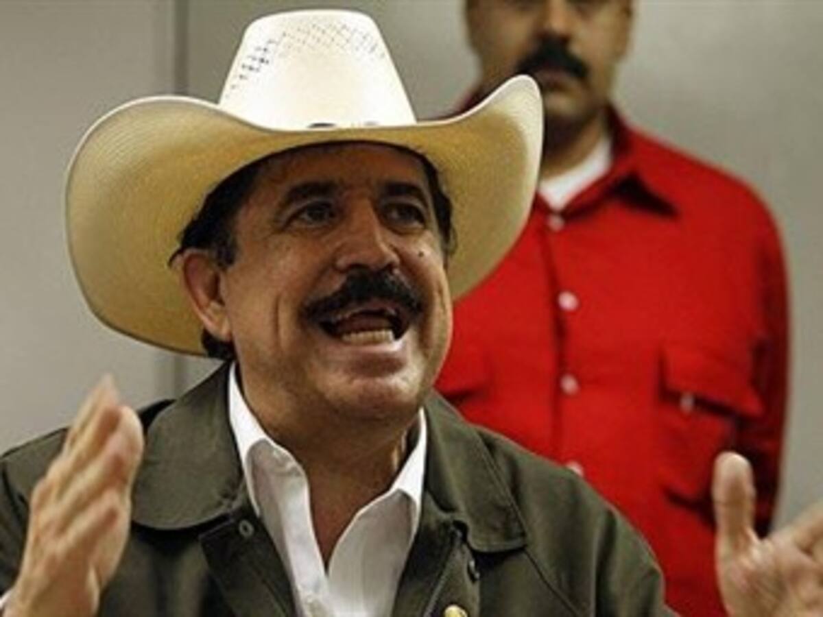 'O se revierte el golpe o viene la violencia generalizada':Manuel Zelaya