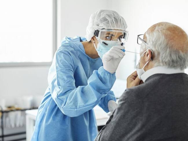 Prueba de COVID-19 a paciente