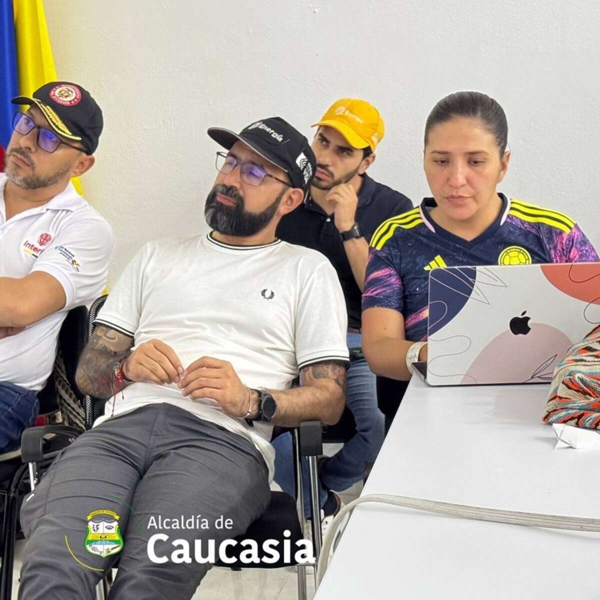 Gobierno acuerda siete de los diez puntos de la ruta trazada con mineros del Bajo Cauca