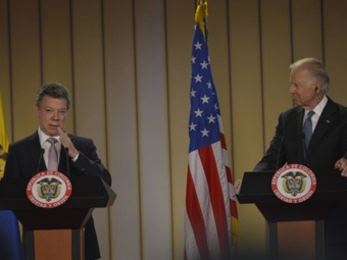 Para Santos, concluir agenda con Farc cerraría con broche de oro labor de Plan Colombia