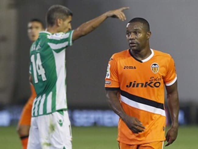 Con Dorlan Pabón en la cancha, Valencia cayó 3-1 ante Real Betis