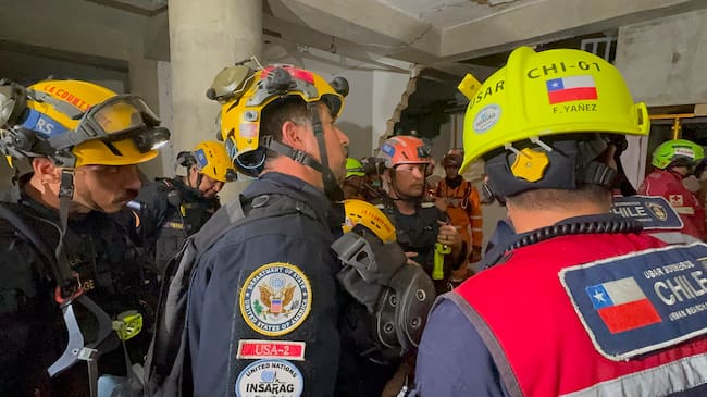 Operación de rescate de Hernán Gil en Venezuela tras terremotos. Fotos: USAR Bomberos de Chile