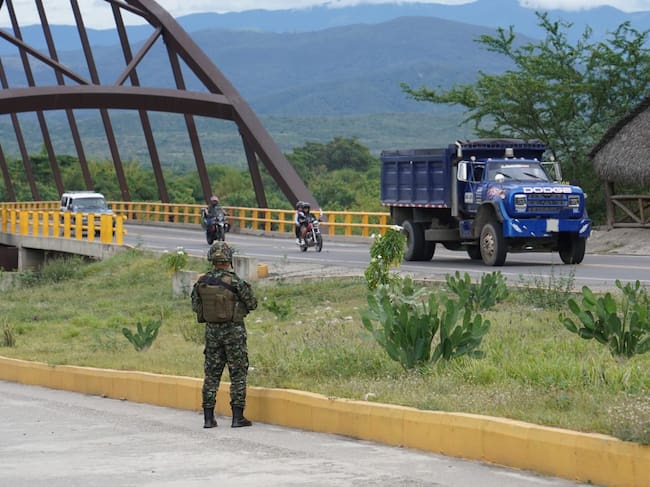 Ejército en las vías de Norte de Santander. / Foto: Ejército Nacional.