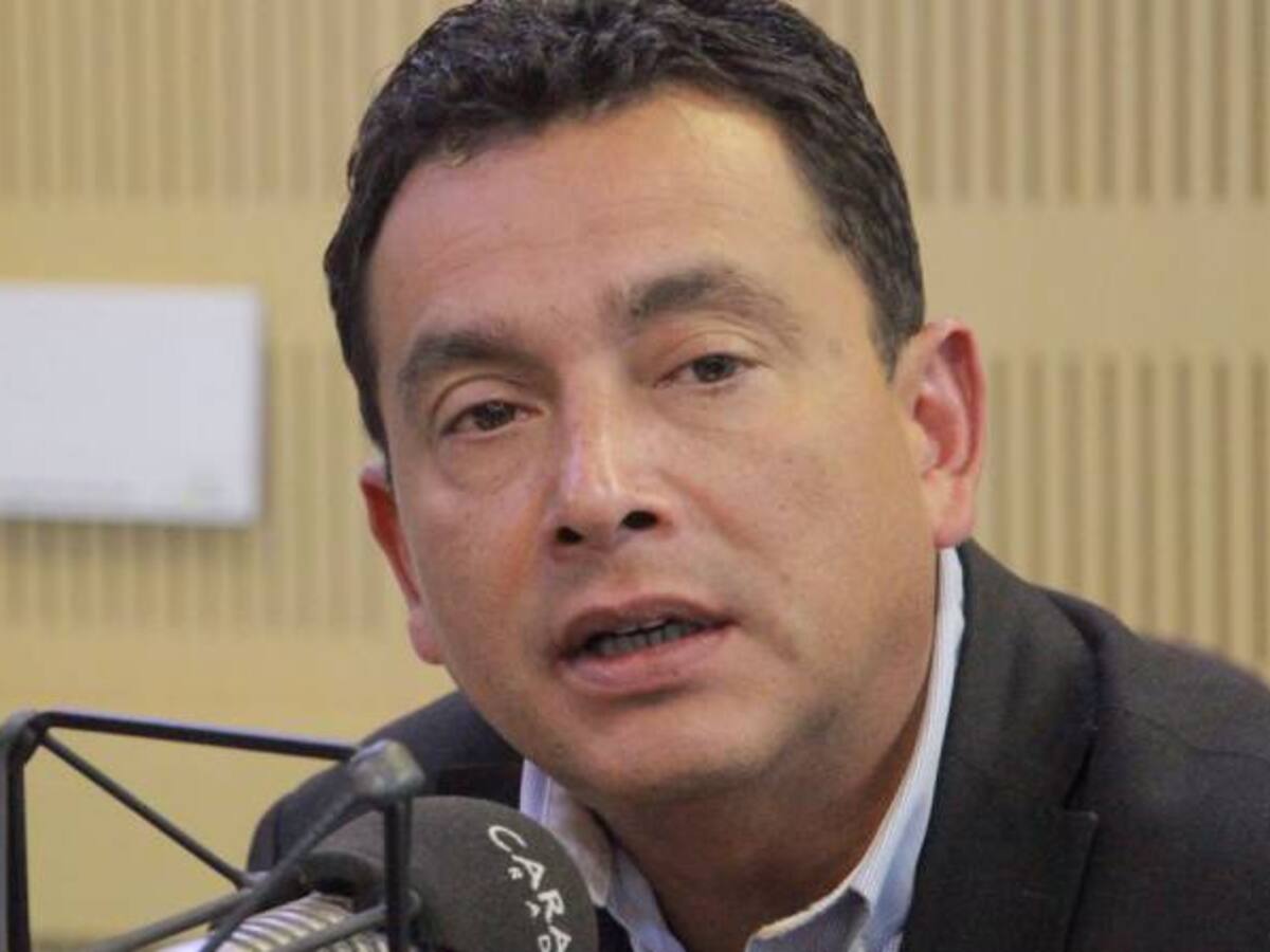 Las Farc deben aprender a leer ciertas situaciones: Jairo Libreros