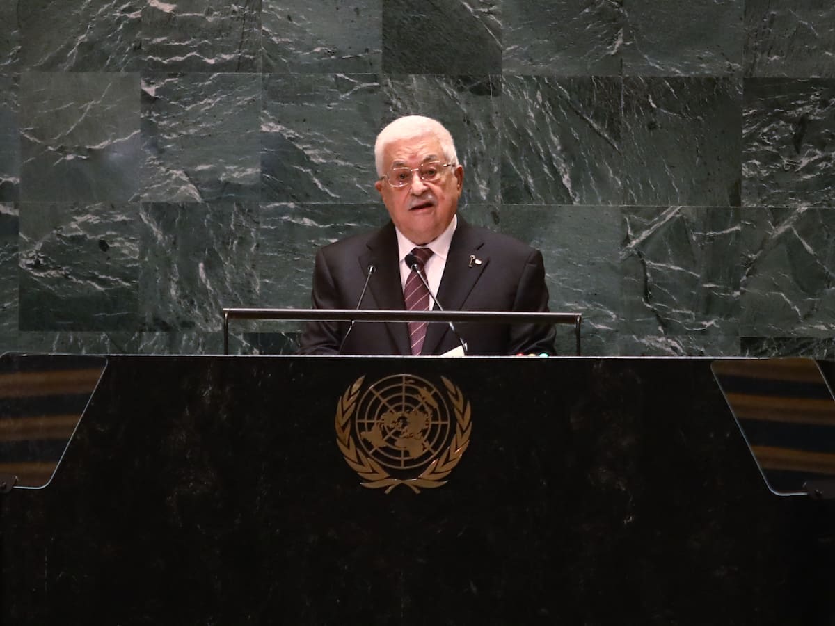 Mahmud Abás promete elecciones palestinas sin calendario; Fatah renueva su cúpula por primera vez