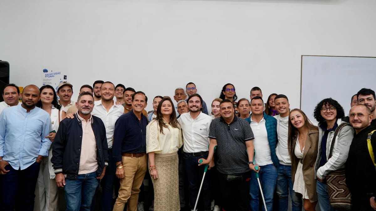 Gobierno y comunidades en Manizales debaten sobre el futuro de los peajes en la Autopista del Café