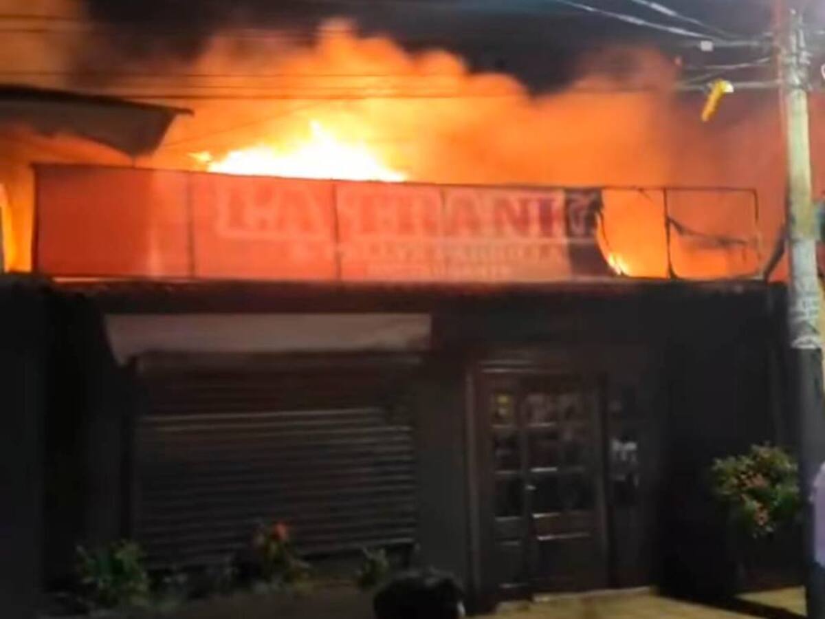 ‘Bola de candela’ provocó incendio en un establecimiento de El Carmen de Bolívar