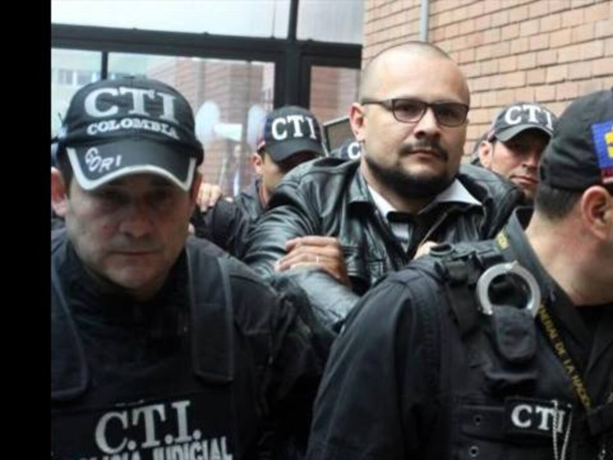 A puerta cerrada se realiza audiencia de hacker Andrés Sepúlveda
