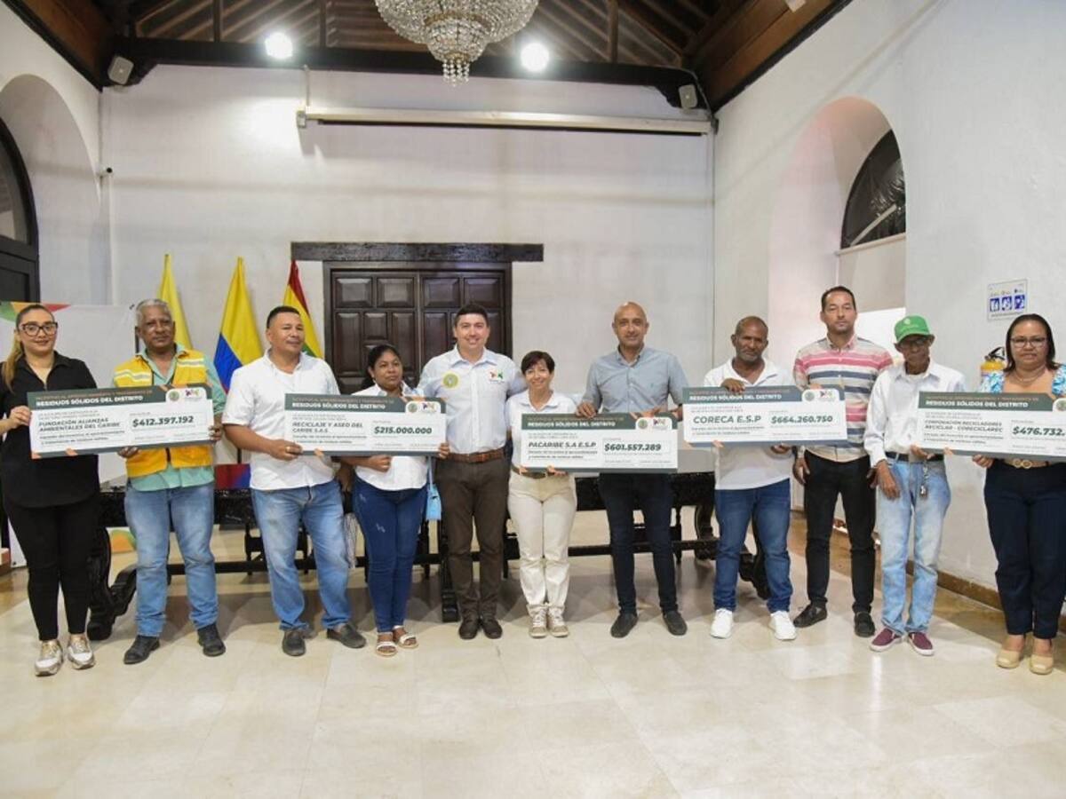Entregan incentivo al Aprovechamiento y Tratamientos de Residuos Sólidos en Cartagena