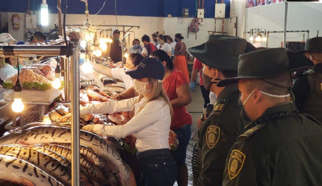 Vigilancia en los comercios para el cumplimiento de la veda