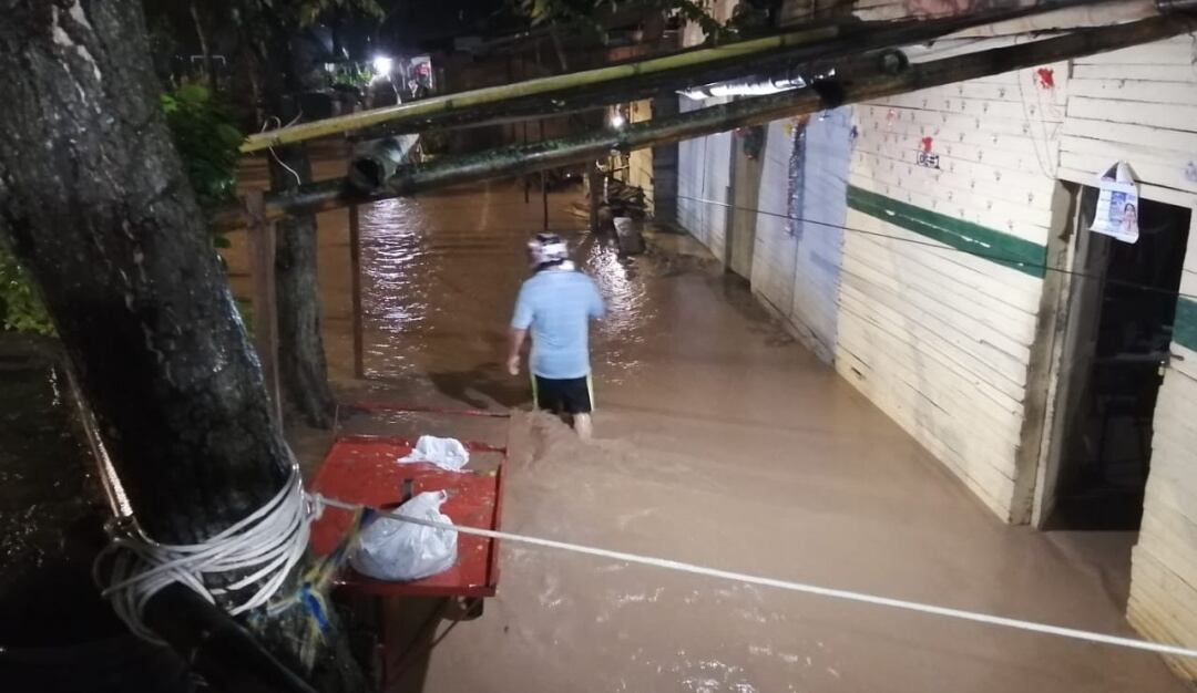Lluvias causan inundaciones en Neiva 