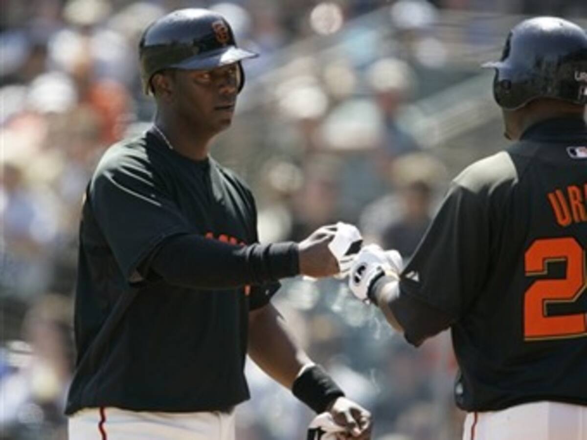 Edgar Rentería y Orlando Cabrera brillan en jornada del béisbol de Grandes Ligas