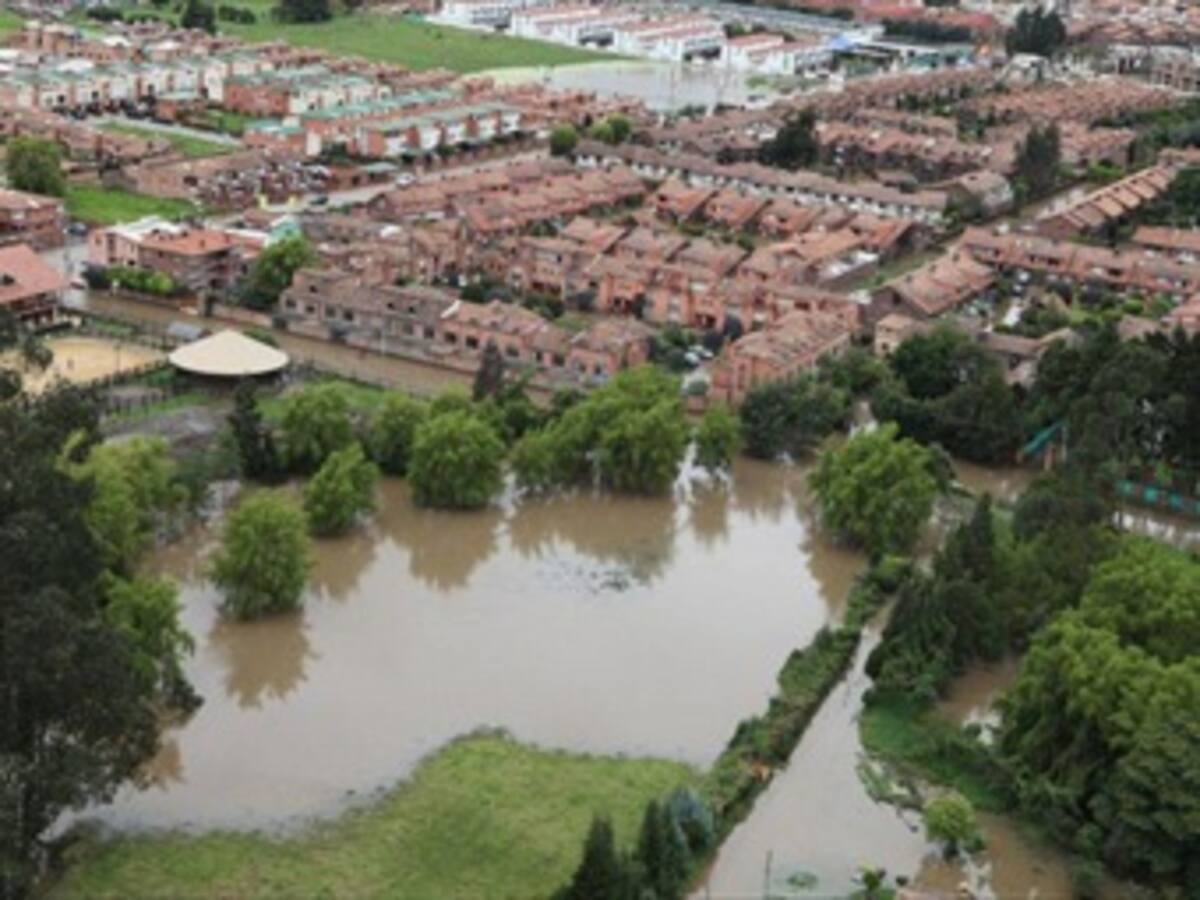 Gobierno pide replantear funcionamiento de las CAR tras graves consecuencias de ola invernal
