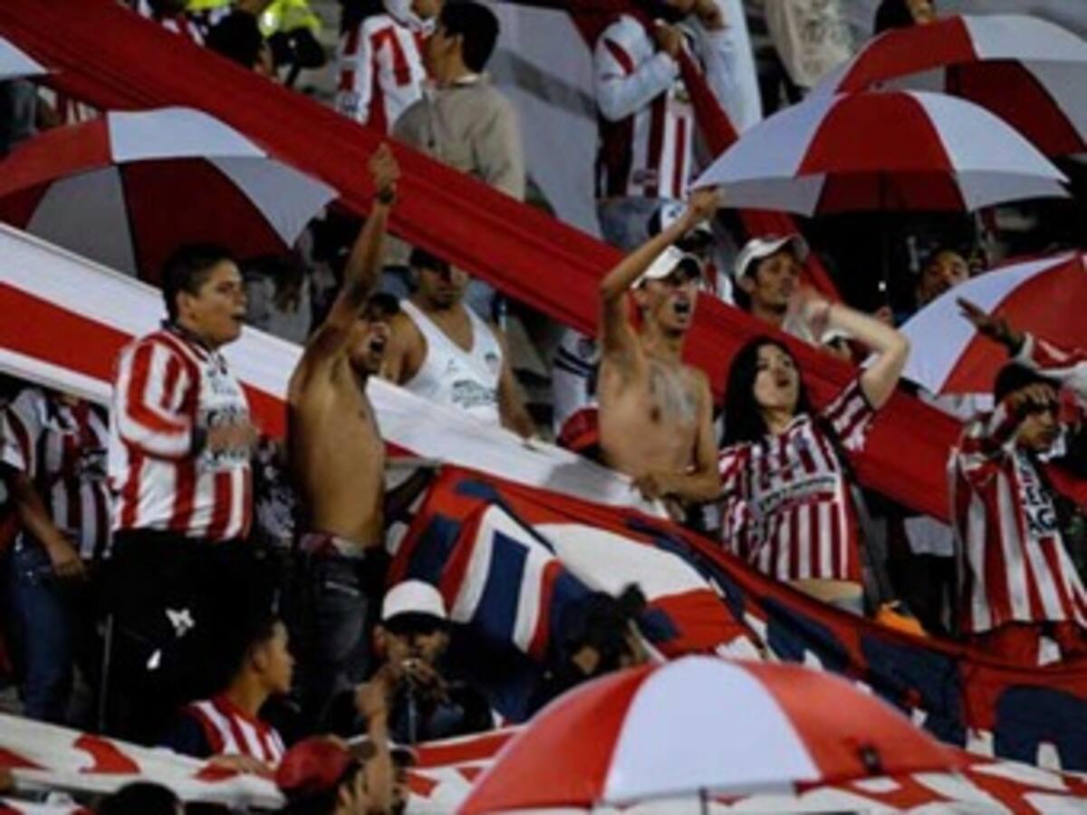 Evalúan daños por disturbios protagonizados por hinchas del Junior