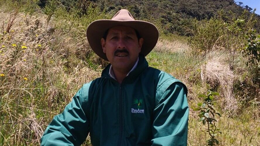 Aquí en Colombia es un peligro latente ofrecer su servicio por el cuidado del medio ambiente: Habla César Lozano. Foto: Twitter: @ProAvesColombia