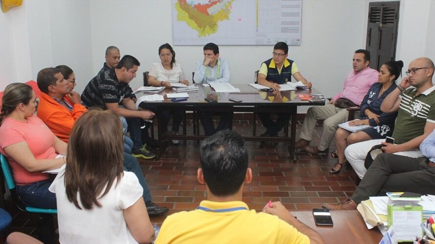 La comisión técnica socializará los hallazgos de los estudios que se efectúan en el Centro Comercial Anarkos, que registró fallas en su estructura que obligaron su cierre. Foto: Alcaldía