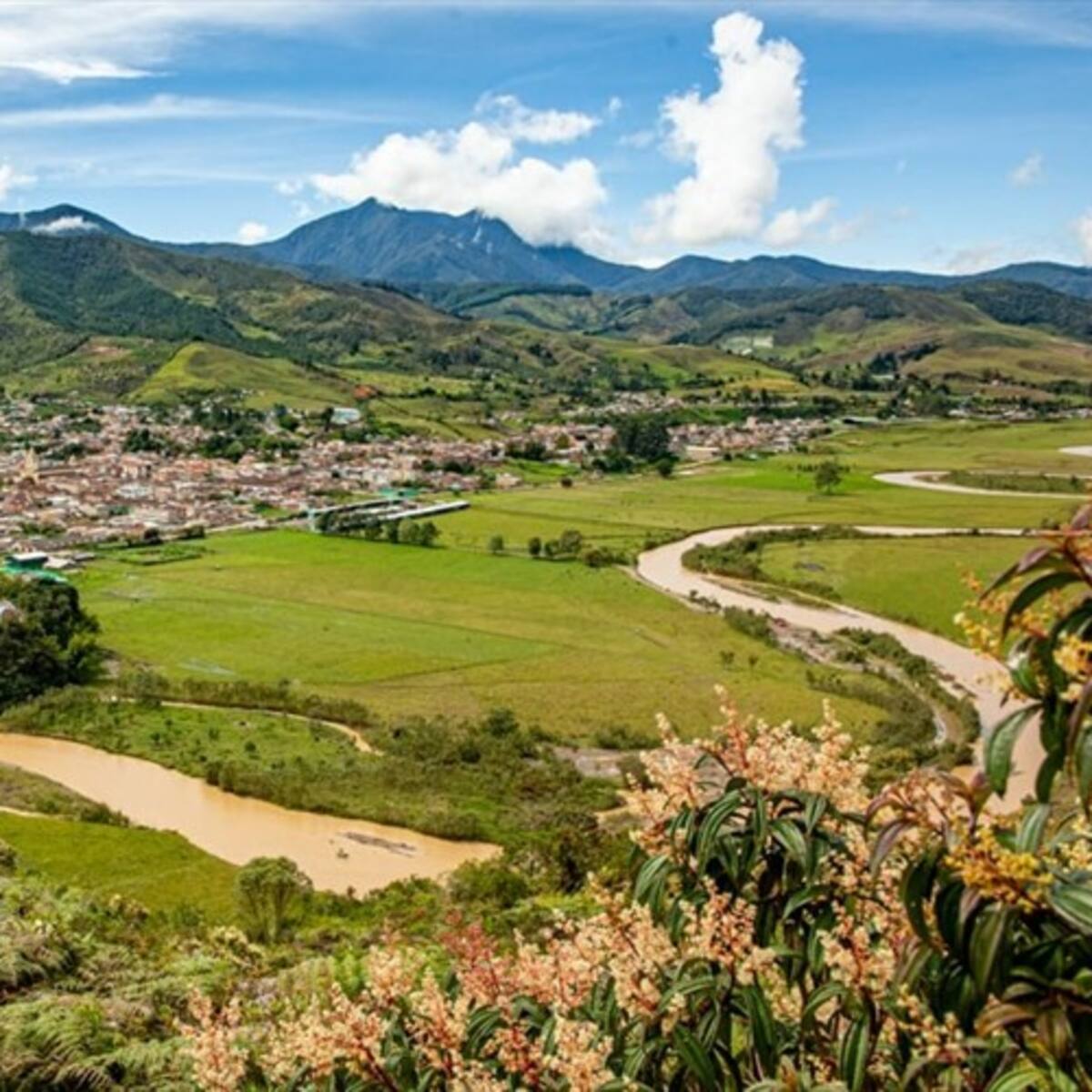 Balacera en Urrao deja dos muertos y ocho heridos; uno de los fallecidos es uno de los sicarios
