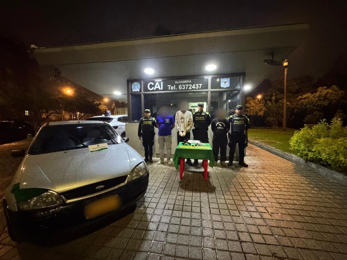 Desarticulan banda dedicada al robo de camionetas de alta gama en Bogotá