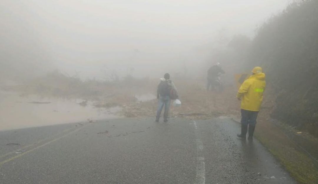 Las fuertes lluvias en la zona no han permitido el avance de los trabajos por parte del Invías