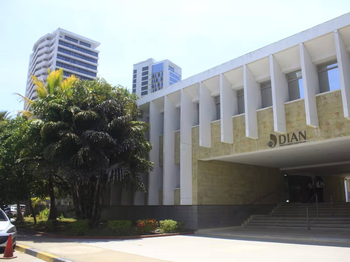 Investigan millonario robo a mercancía en Cartagena: ¿Qué dice la DIAN?