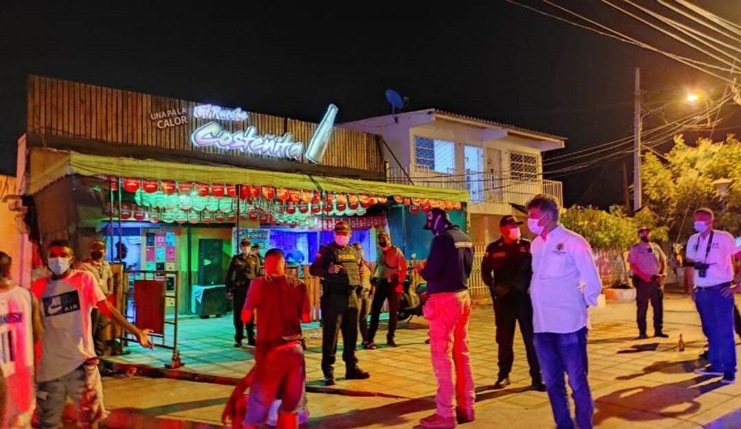 Los negocios tampoco tenían la debida documentación para su funcionamiento