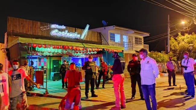 Los negocios tampoco tenían la debida documentación para su funcionamiento