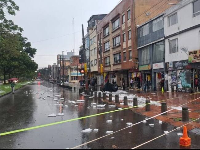 Fuertes lluvias generaron inundaciones y caos vehicular en Bogotá