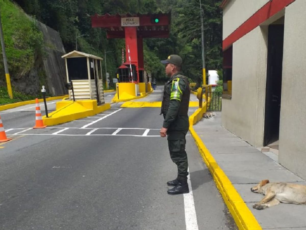 Cierres de la vía a la Línea afectan al comercio en Tolima