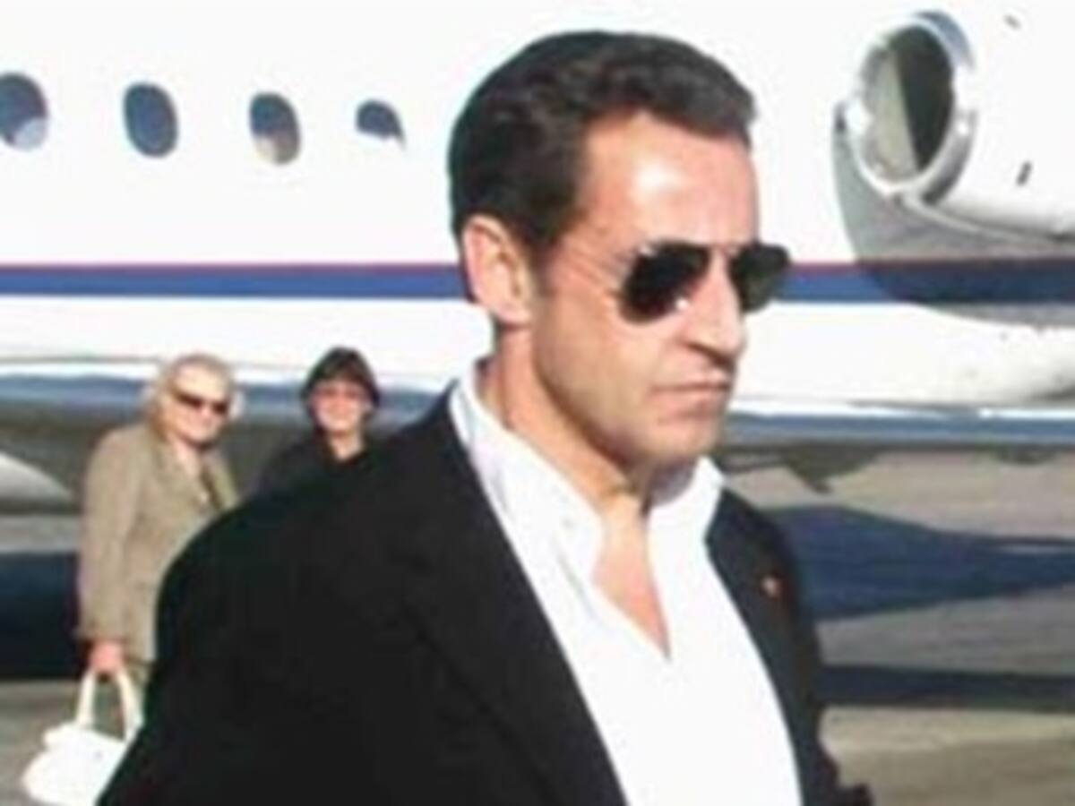 Francia entregará 326 millones de euros de ayuda a Haití
