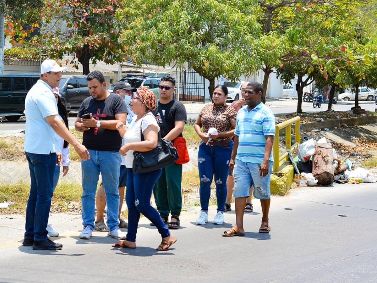 Reforzarán señalización en Avenida Kennedy de Blas de Lezo tras volcamiento de un vehículo