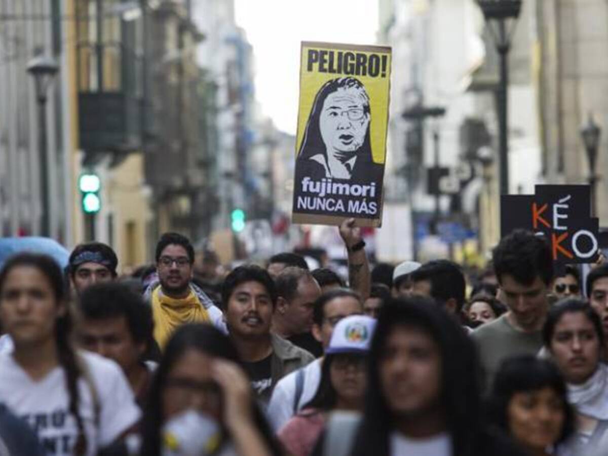 Aumentan las renuncias de congresistas oficialistas y funcionarios del gobierno de Kuczynski