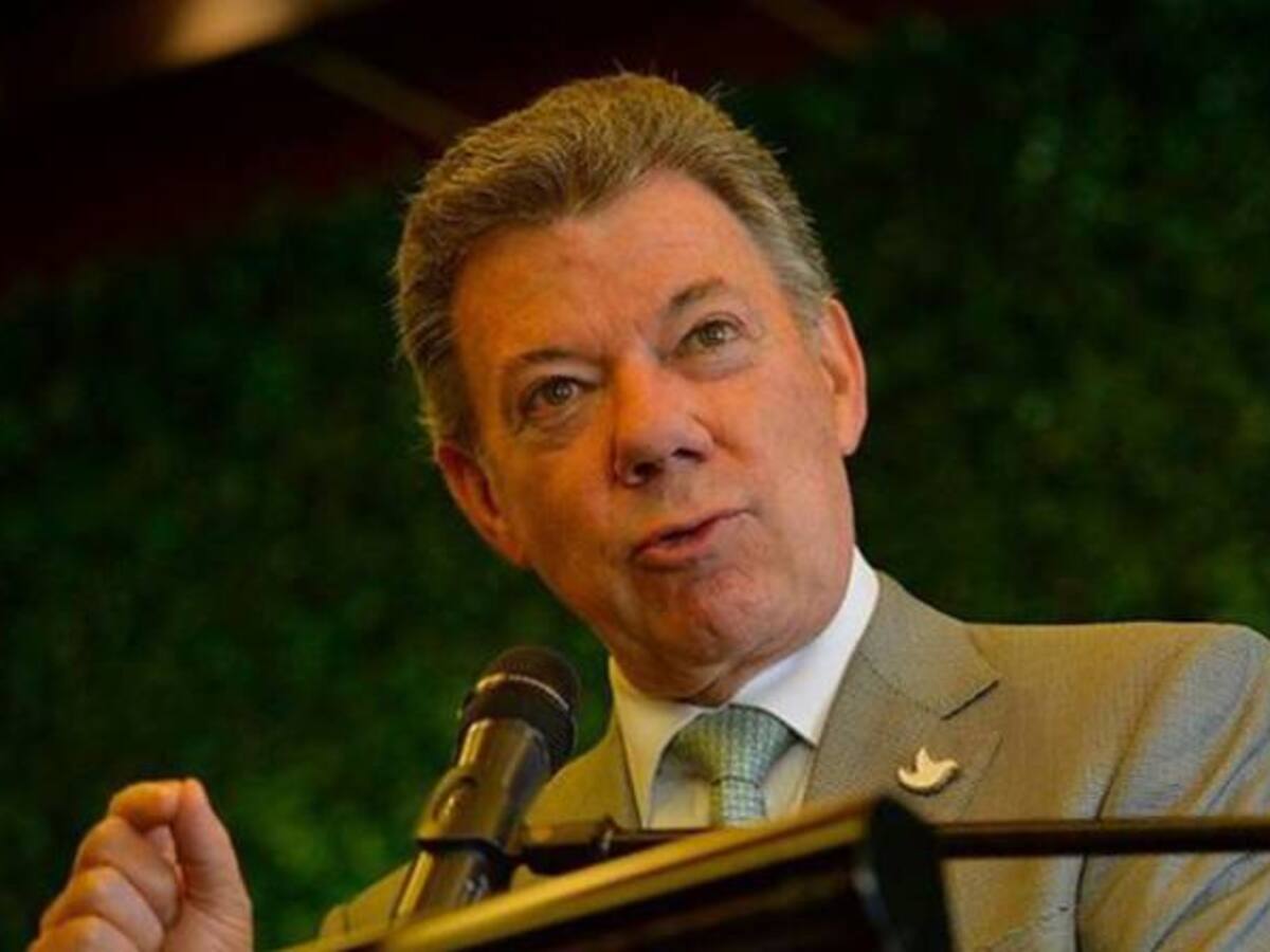 Presidente Santos respondió a críticas del expresidente Cesar Gaviria