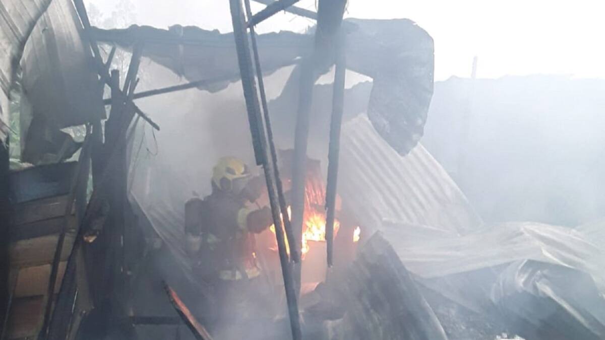 Siete viviendas incineradas tras un incendio al oriente de Cali