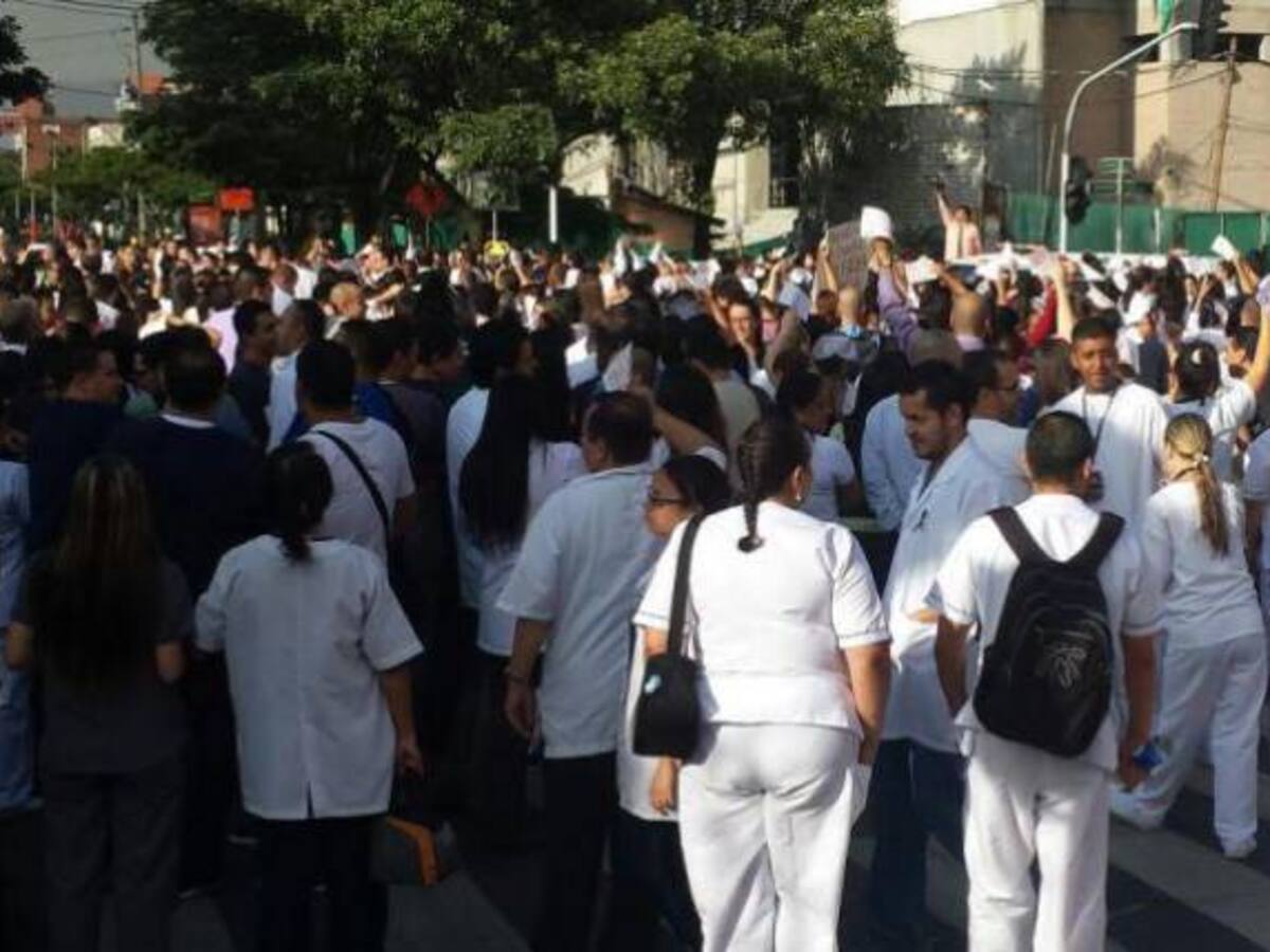 Pereira se suma a la marcha nacional en contra del servicio de salud
