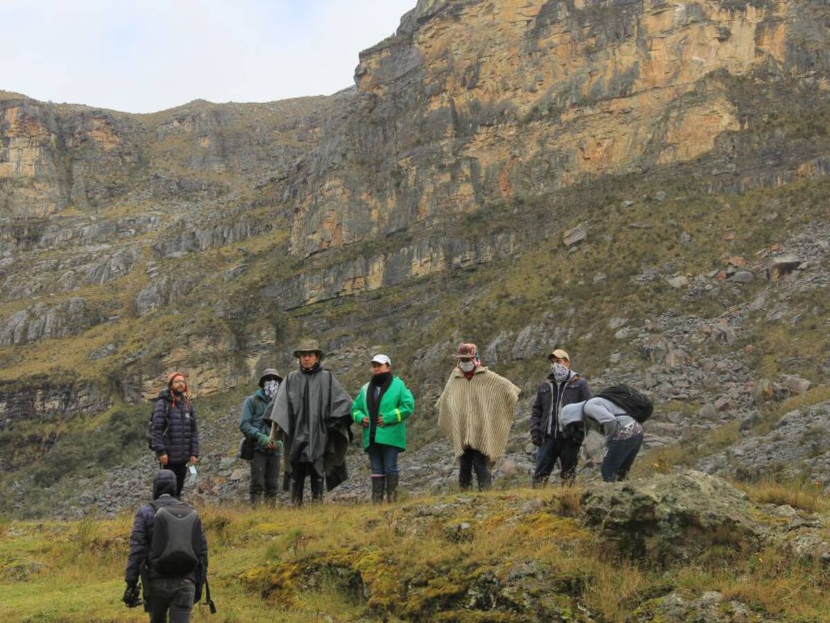 Los defensores de Almorzadero