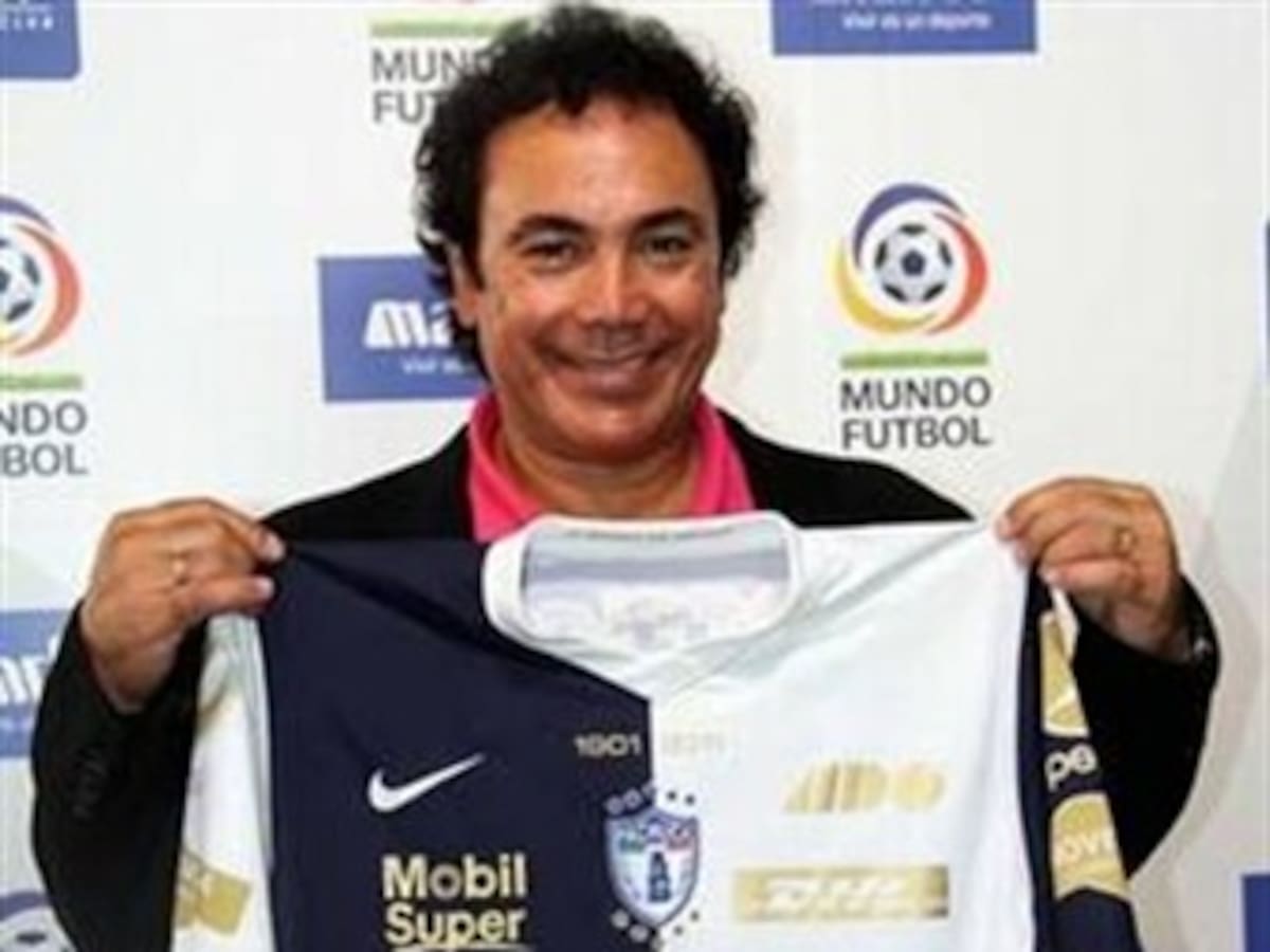 Hugo Sánchez presentado como nuevo técnico del Pachuca