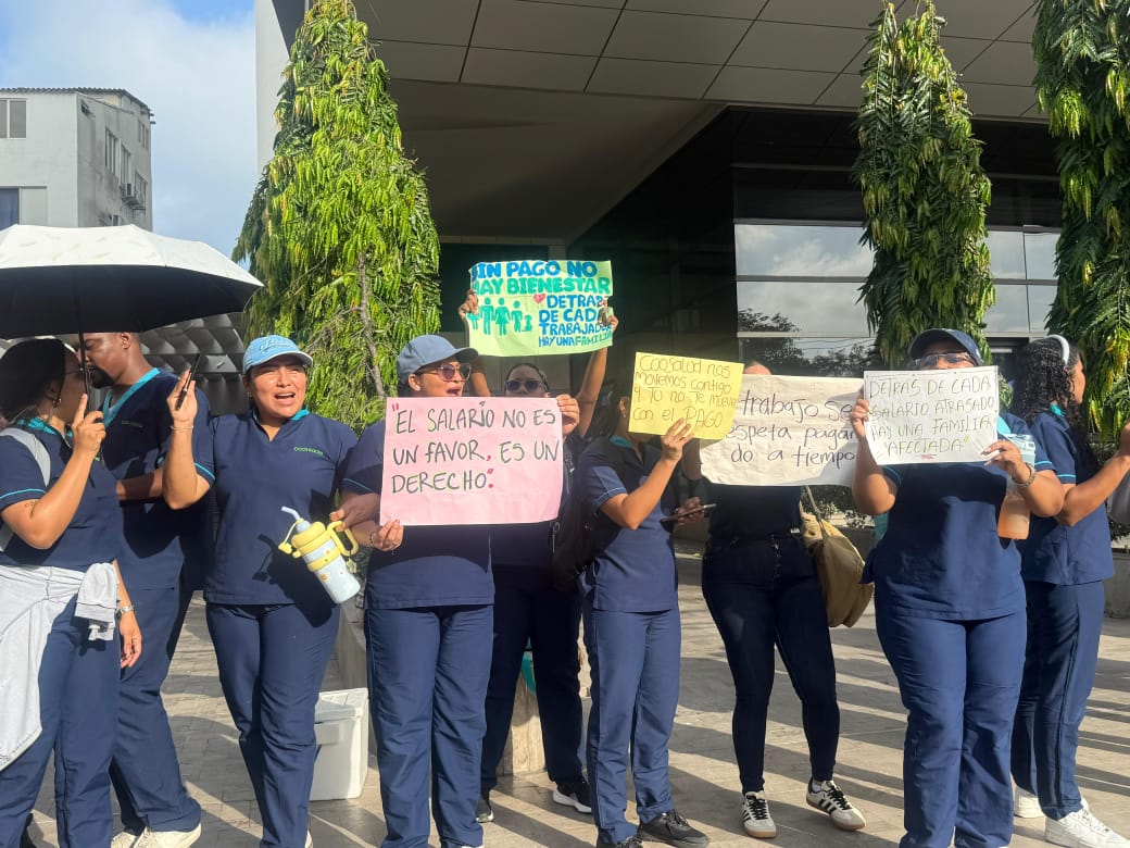 Protesta empleados Coontacto. // Caracol Radio Cartagena