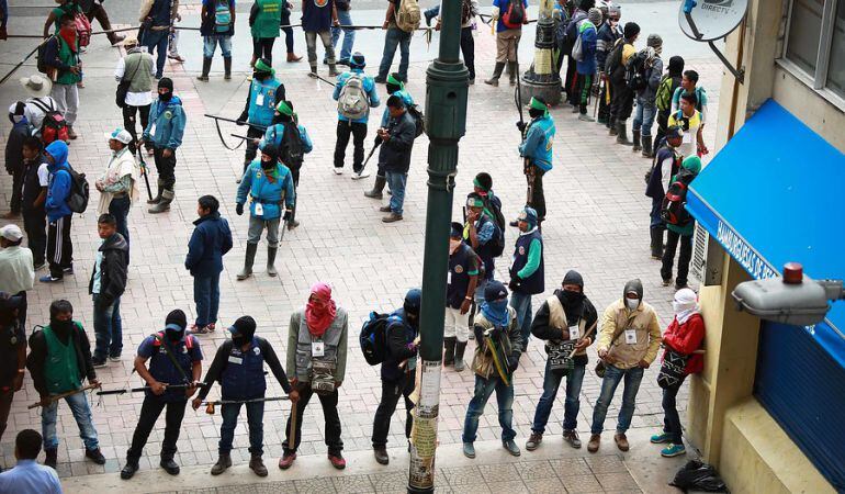 Encapuchados en el Ministerio de Agricultura