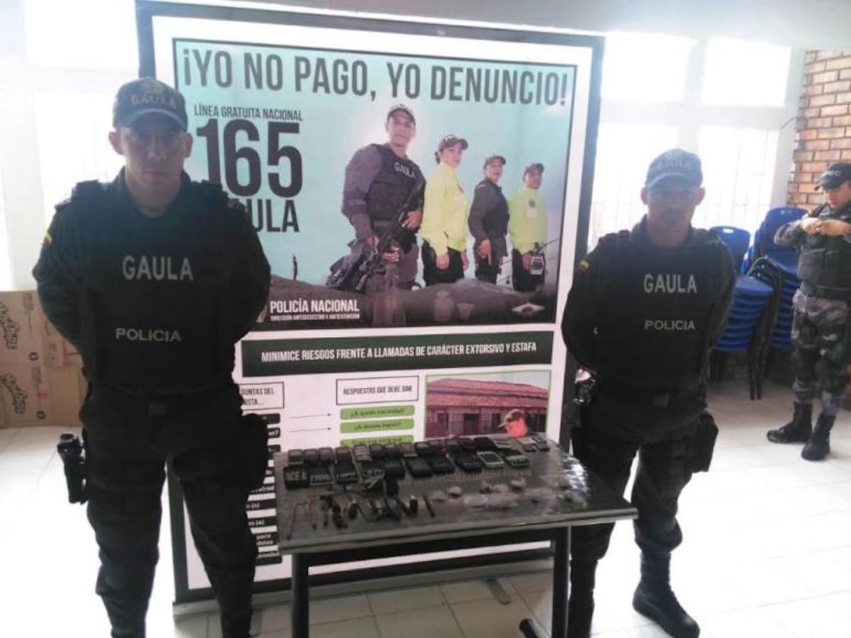 En tres cárceles de Boyacá incautaron decenas de celulares utilizados para extorsionar