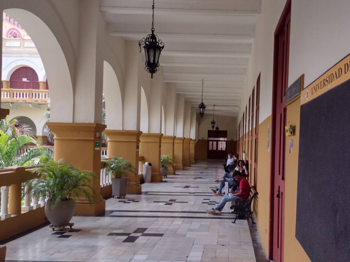 Diputado denuncia presuntas irregularidades en elecciones de la UDEC