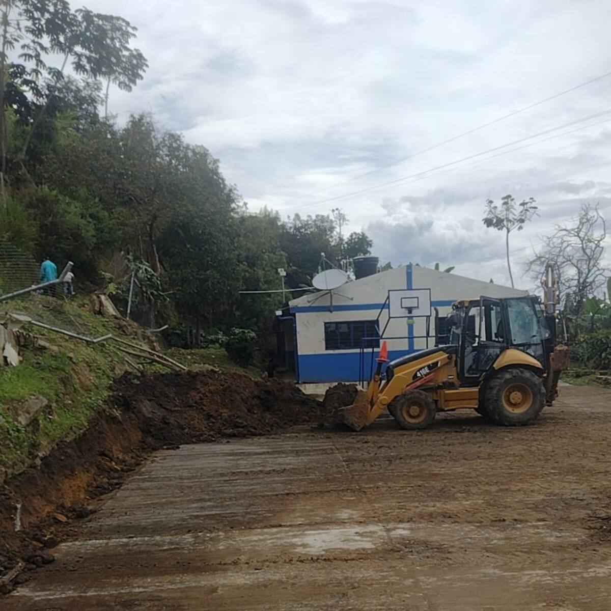 Por fin inician intervenciones en escuela rural de Buenavista, Quindío afectada por deslizamiento