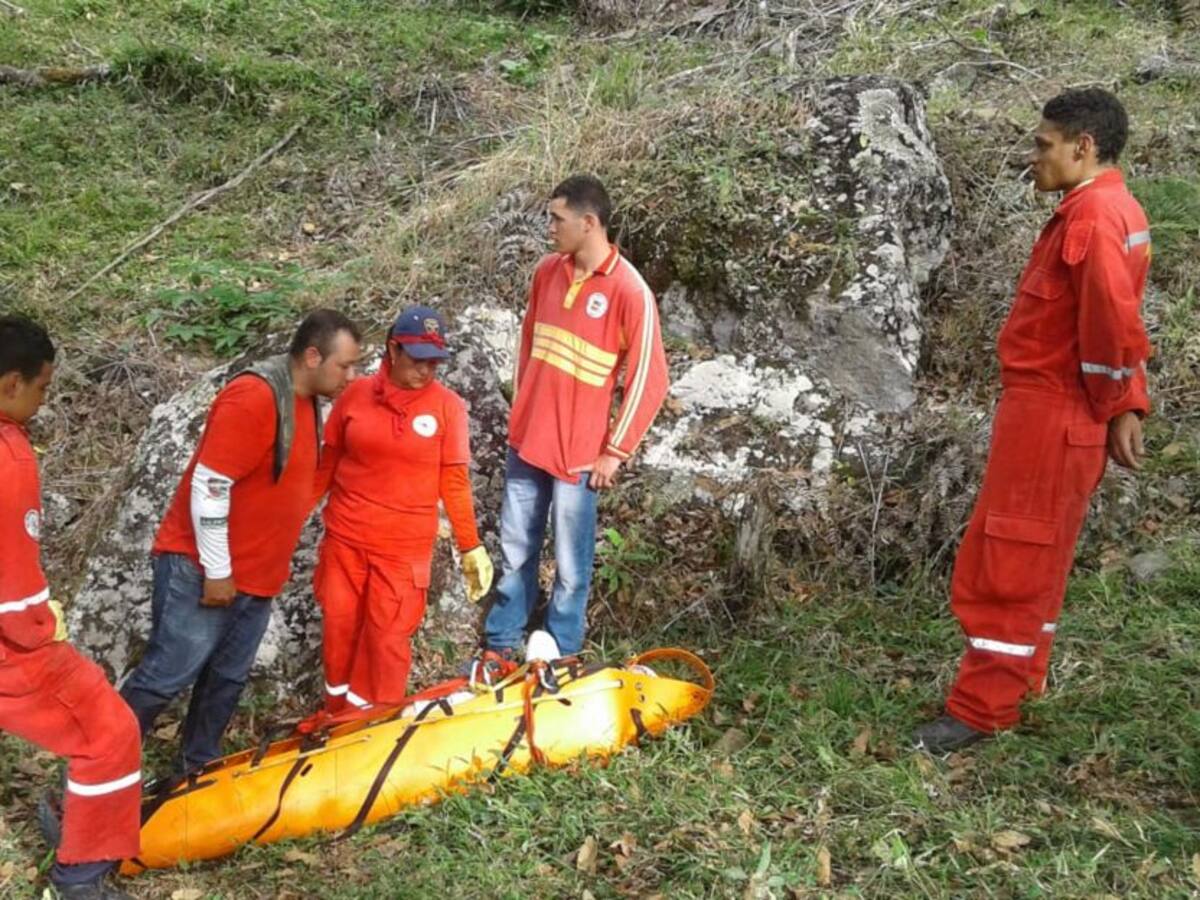 Ciudadano estadounidense falleció al caer de un parapente en Antioquia