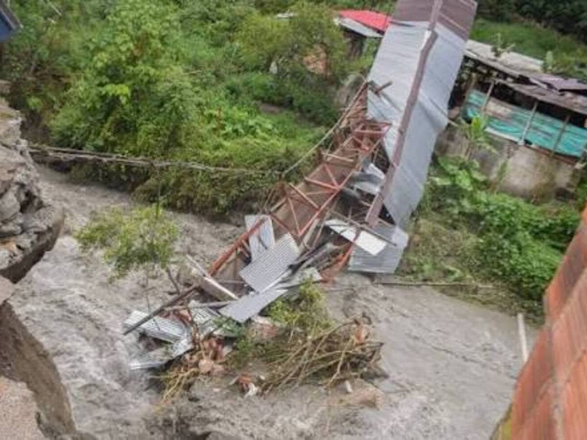 Más de 20 municipios del Tolima en riesgo por crecientes súbitas o deslizamientos