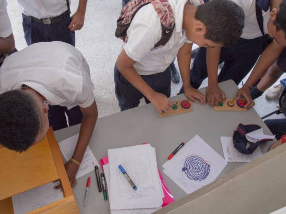 Así puedes aplicar al bono educativo que ofrece Comfenalco a sus afiliados
