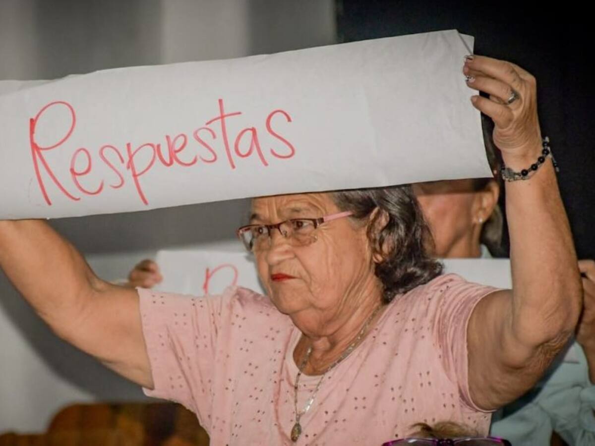 Exparamilitares del bloque Héroes de Granada pidieron perdón a 150 víctimas de San Carlos