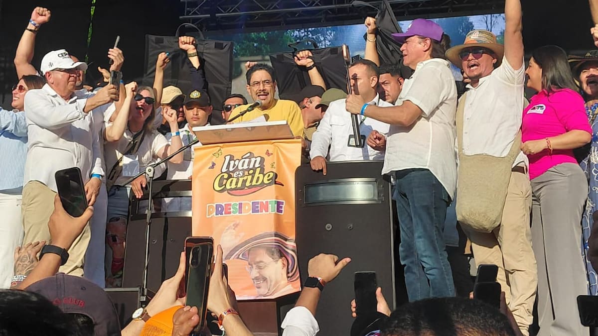 “Esta es una reunión para coordinar el día 31 de mayo”: Cepeda tras masiva concentración en Montería