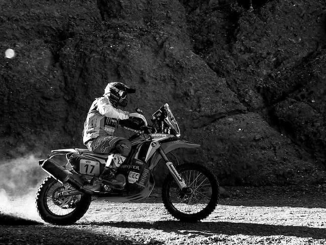 Organización del Dakar cancela etapa 8 en homenaje a piloto fallecido